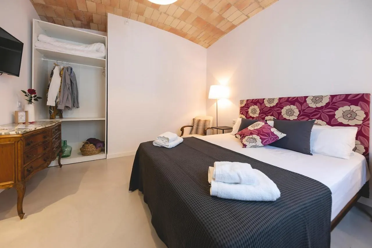 Newly Renovated Room W Pool & Bikeparking Girona